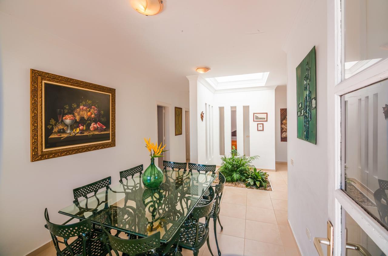 Villa Tias Exterior photo