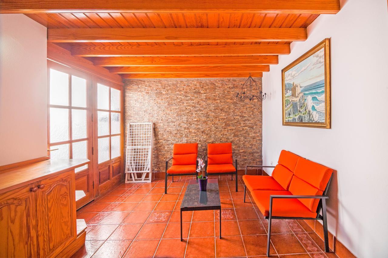 Villa Tias Exterior photo