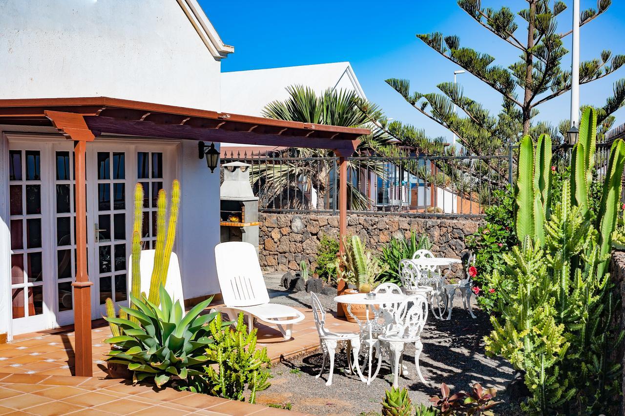 Villa Tias Exterior photo
