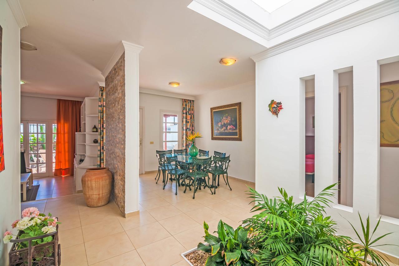 Villa Tias Exterior photo